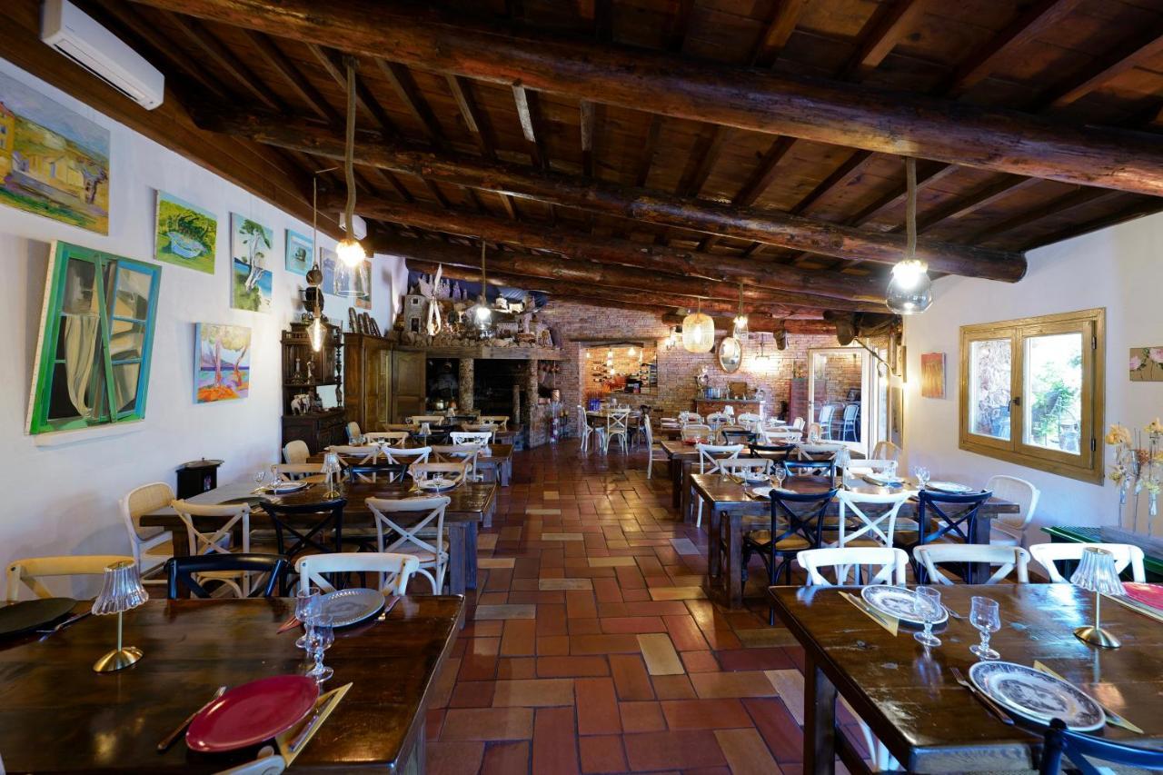 Domaine Pozzo Di Mastri Hotel & Spa Figari  Buitenkant foto
