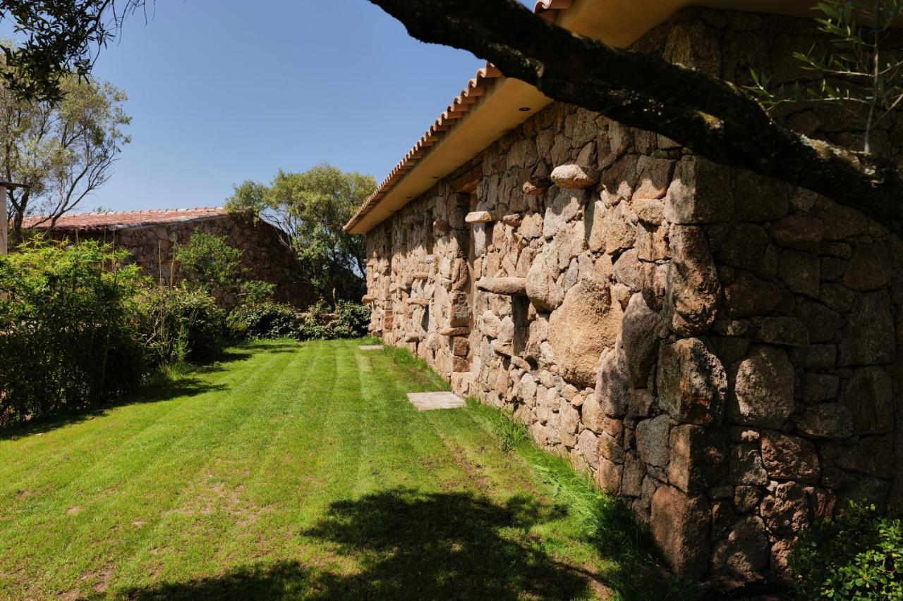 Domaine Pozzo Di Mastri Hotel & Spa Figari  Buitenkant foto