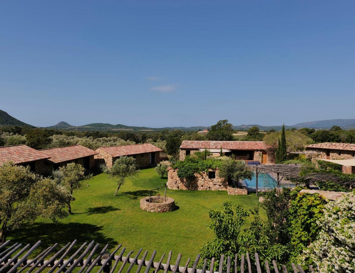 Domaine Pozzo Di Mastri Hotel & Spa Figari  Buitenkant foto