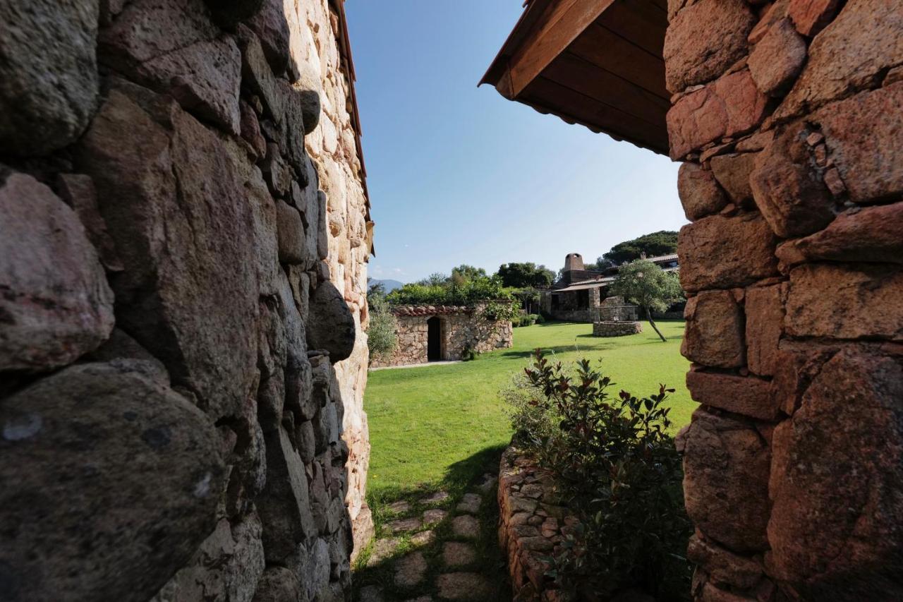 Domaine Pozzo Di Mastri Hotel & Spa Figari  Buitenkant foto